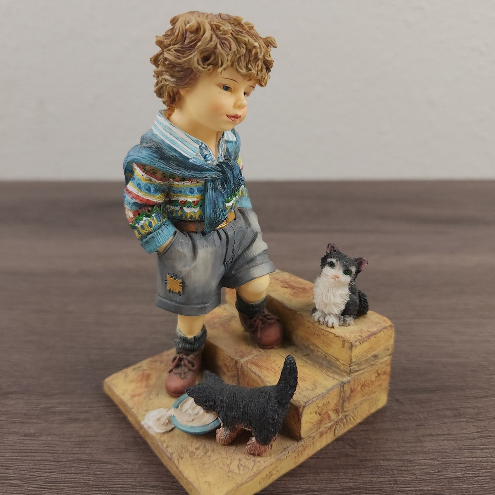 VTG Leonardo Collection In Trouble Again Figurine Christine Haworth Boy Kittens